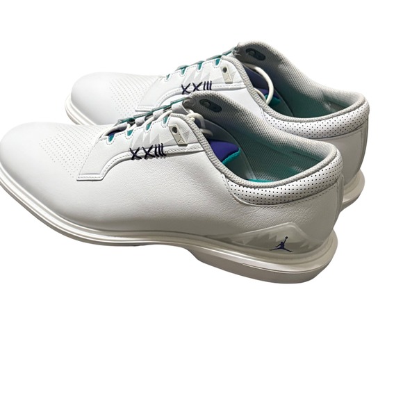 Jordan ADG 5 Men\'s Size 12 White Spikeless Golf Shoes‎
